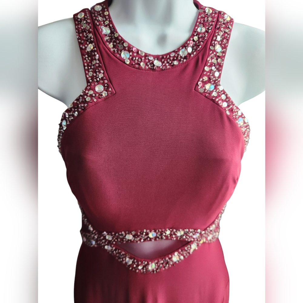 Morgan & Co Juniors Maroon Long Halter Dress Rhinestone Size 3/4 - Picture 2 of 4